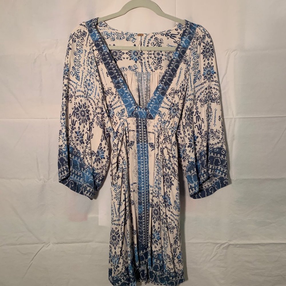 Free People | Blue & White Flowered Dress